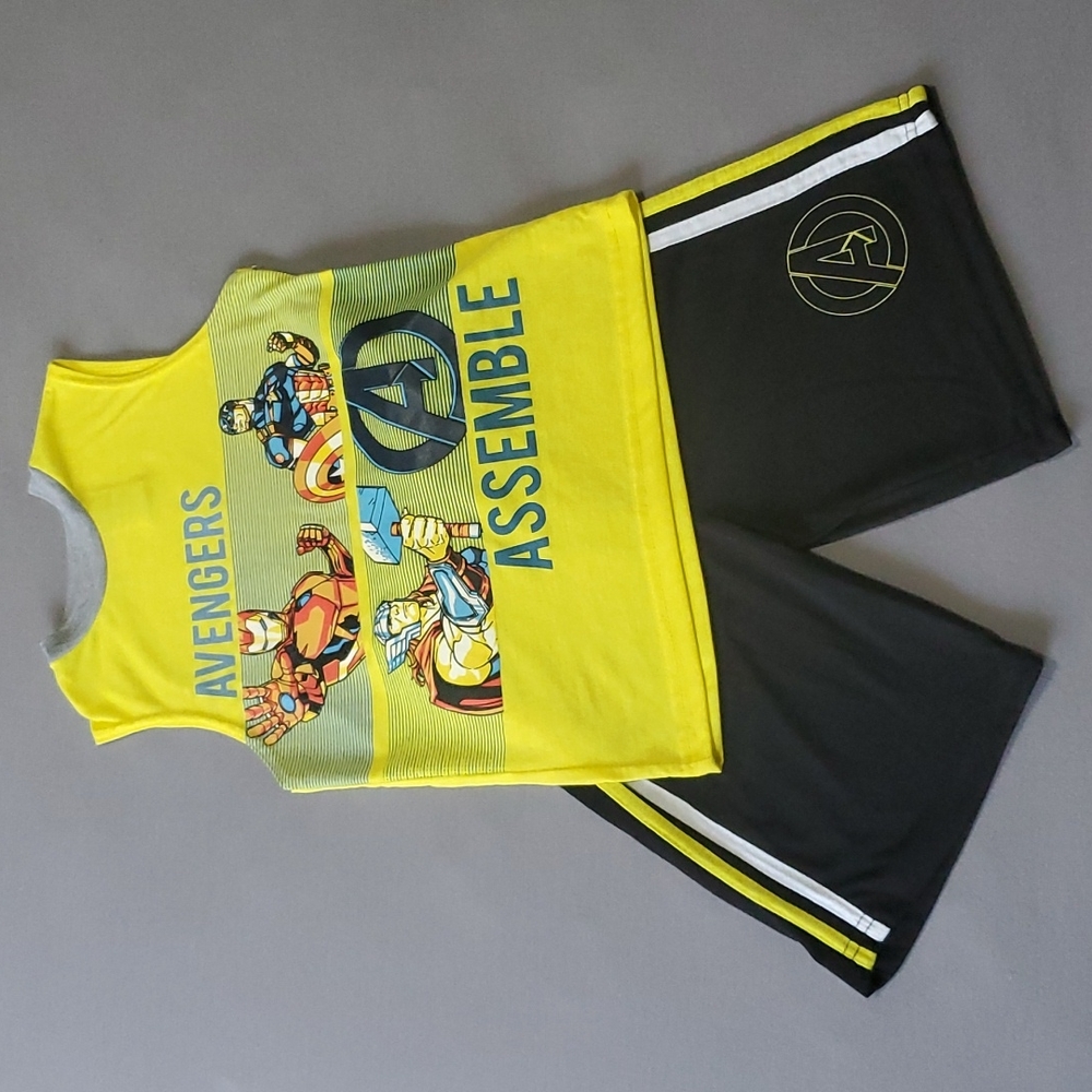 Avengers shorts set